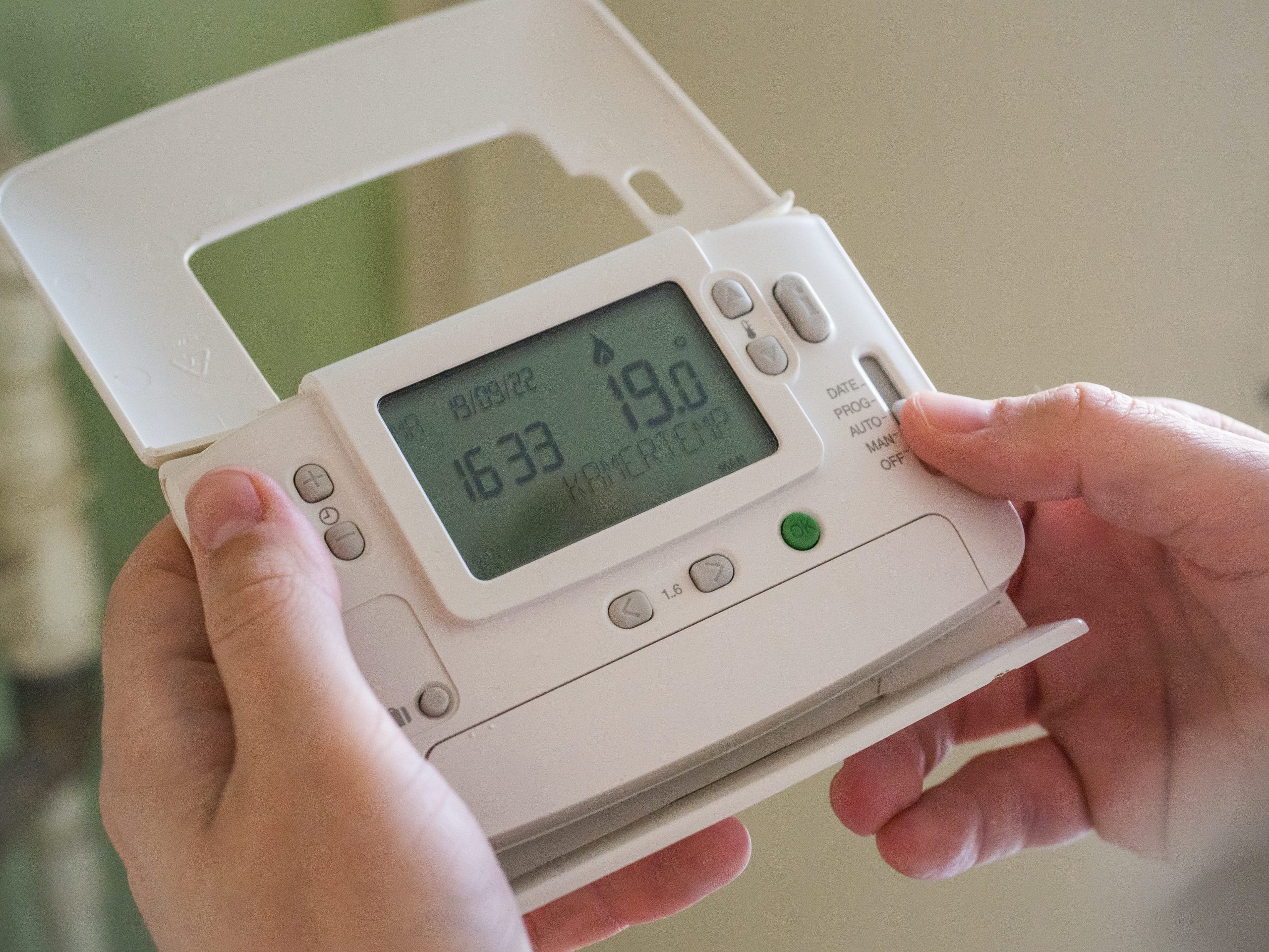 Thermostat repair and installations 